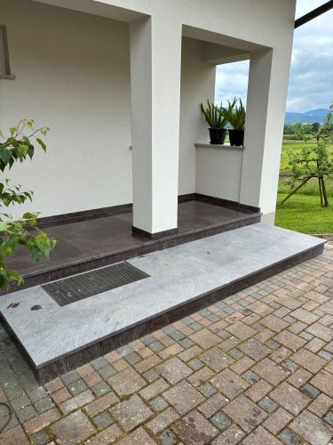 Granitne stopnice 52 Paradiso clasic