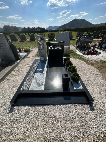 Nadgrobni spomenik 13 Nero zimbabwe